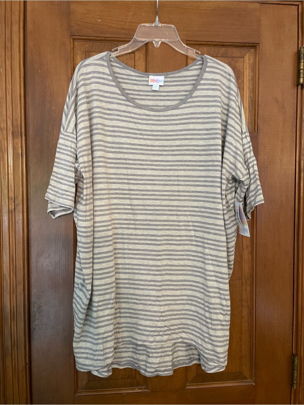 LuLaRoe Women’s Striped Irma Tunic in‎ Gray and Cream, NWT, Size 2XL